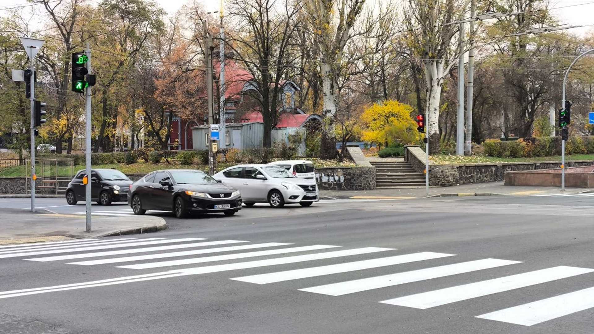Лук'янівський інклюзивний перехід: доступність для всіх біля «Київської Русі»