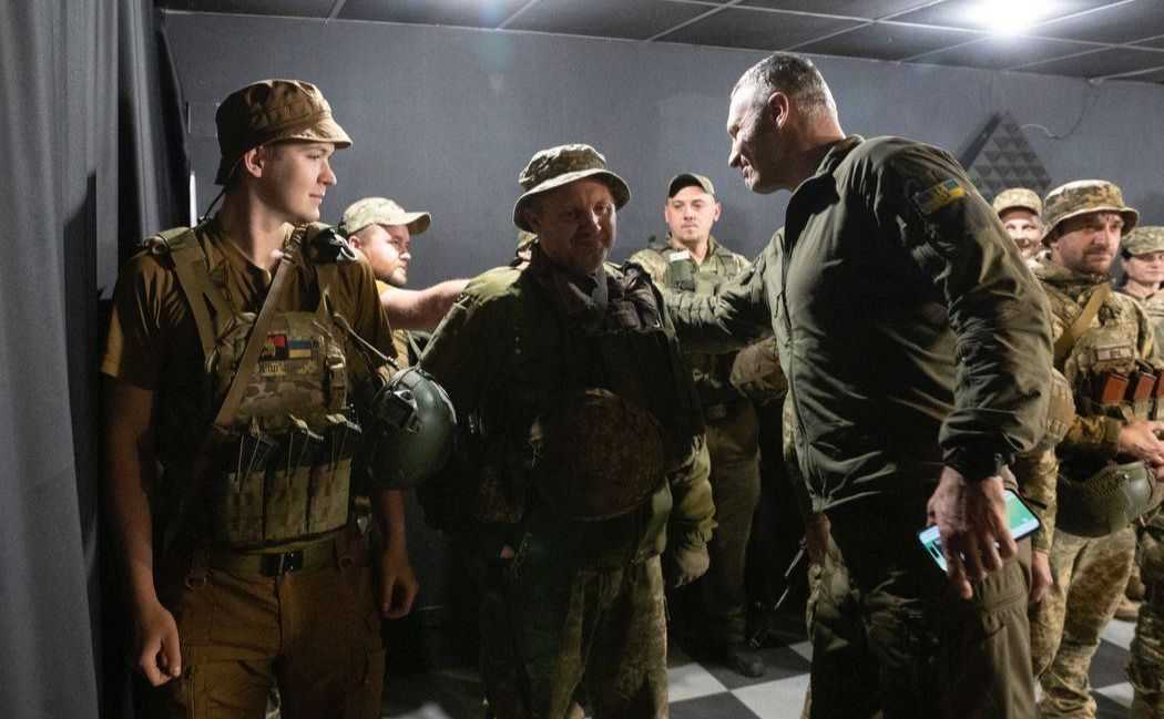 Кличко Вітає Героїв: Президент Підтримує Захисників України в День Збройних Сил