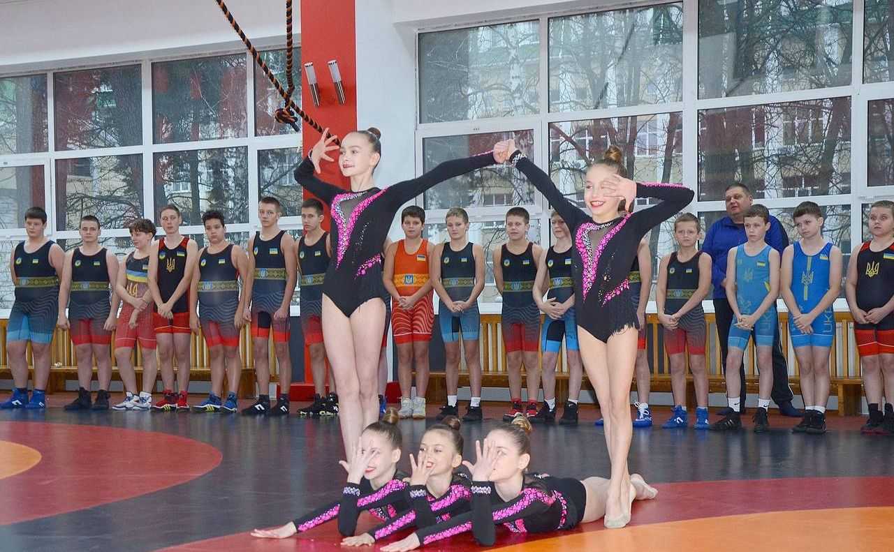 Новий спортивний центр Державного податкового університету в Ірпені: сучасне обладнання та можливості для студентів