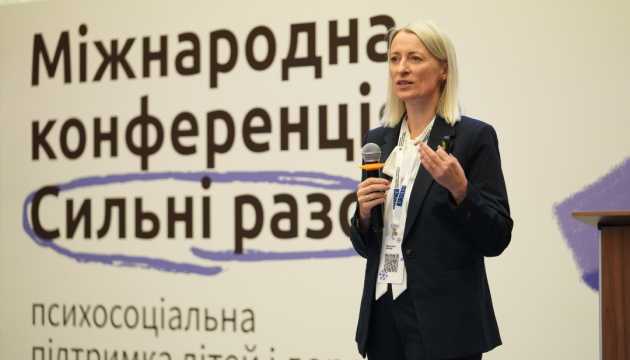 Відновлення та підтримка: Посібник для соціальних працівників, що допомагають постраждалим від війни у Києві