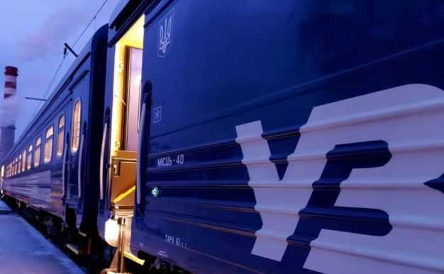 Зв'язуючи столиці: Укрзалізниця додає спеціальні вагони до Кишинева з Одеси та Києва