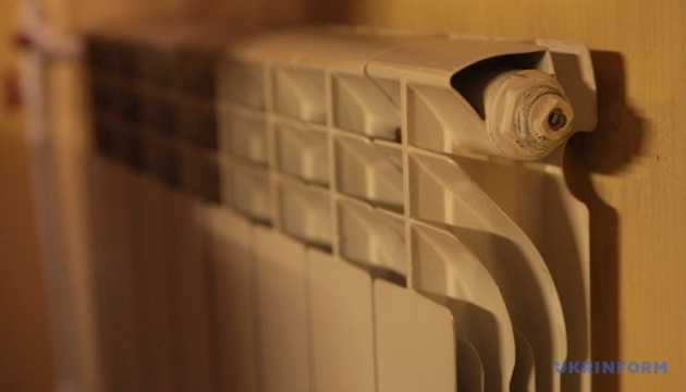Столична холодна реальність: 67 багатоповерхівок без опалення в Києві