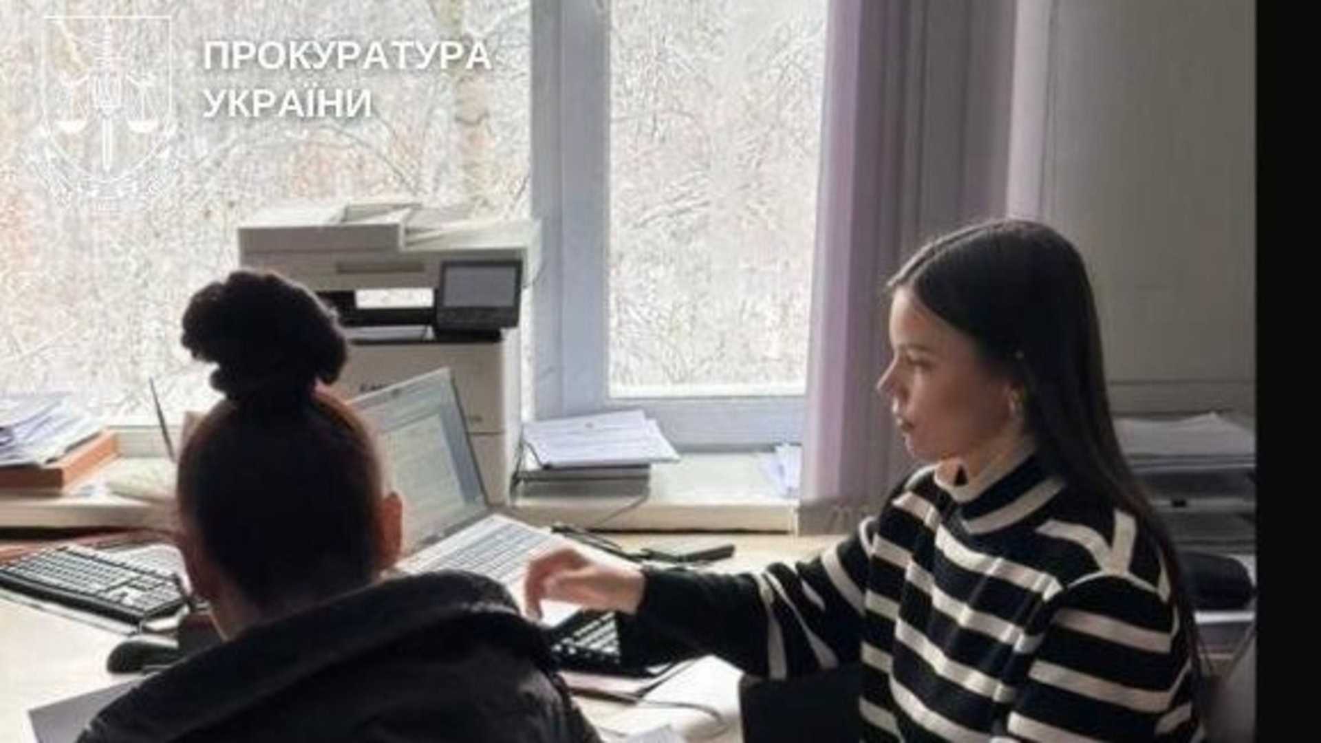 Київська мати постала перед судом за жорстоке ставлення до дочки