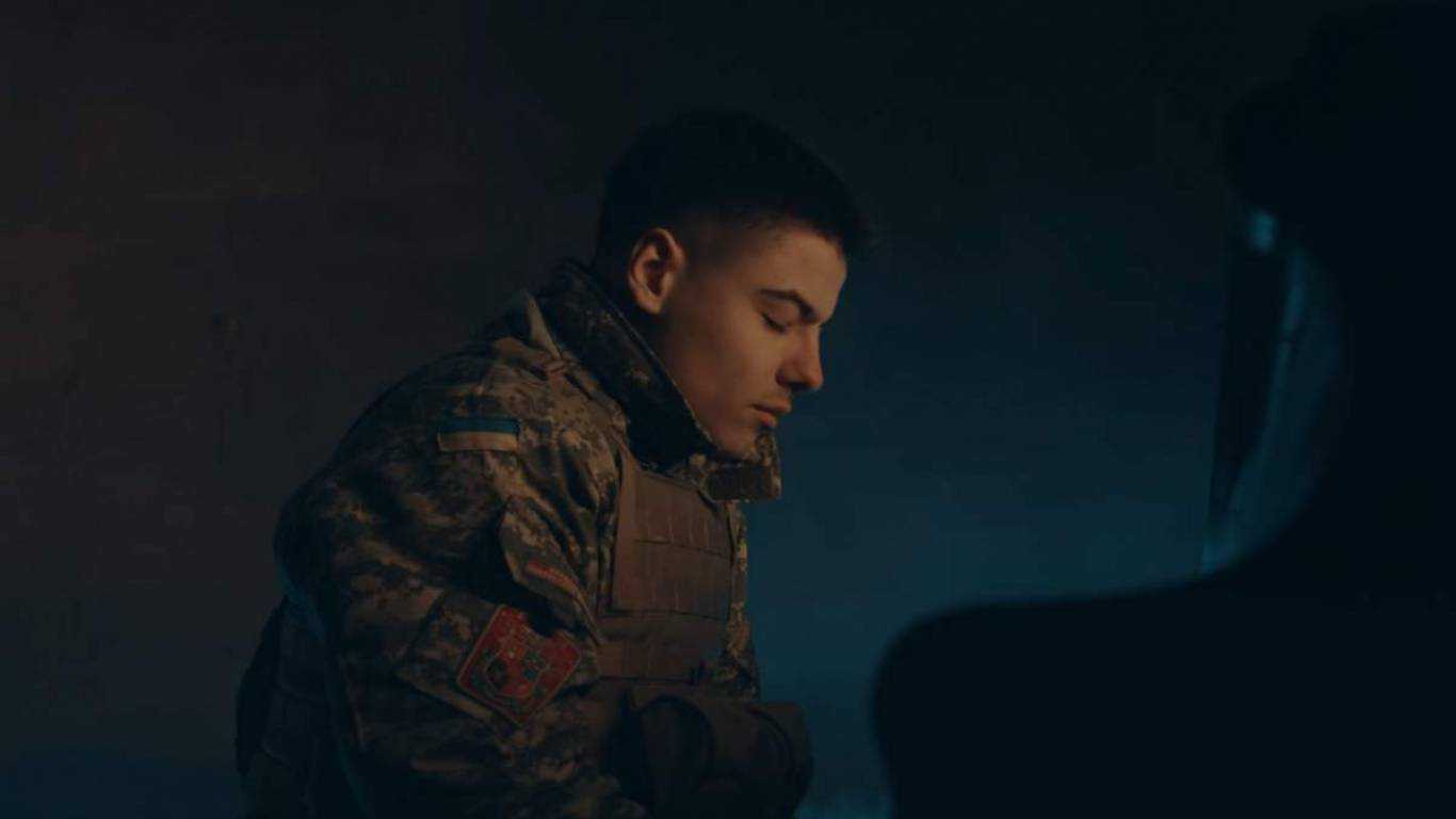 SHUMEI з концертом просто неба у Києві
                            SHUMEI: Концерт просто неба в Києві – незабутня музична магія!