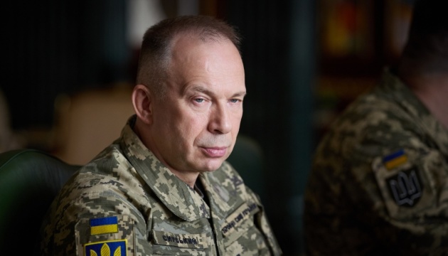 Сирський подякував Федорову за роботу міністром і побажав «залишатися в команді України»Сирський дякує Федорову за роботу, бажає "залишатися в команді України"