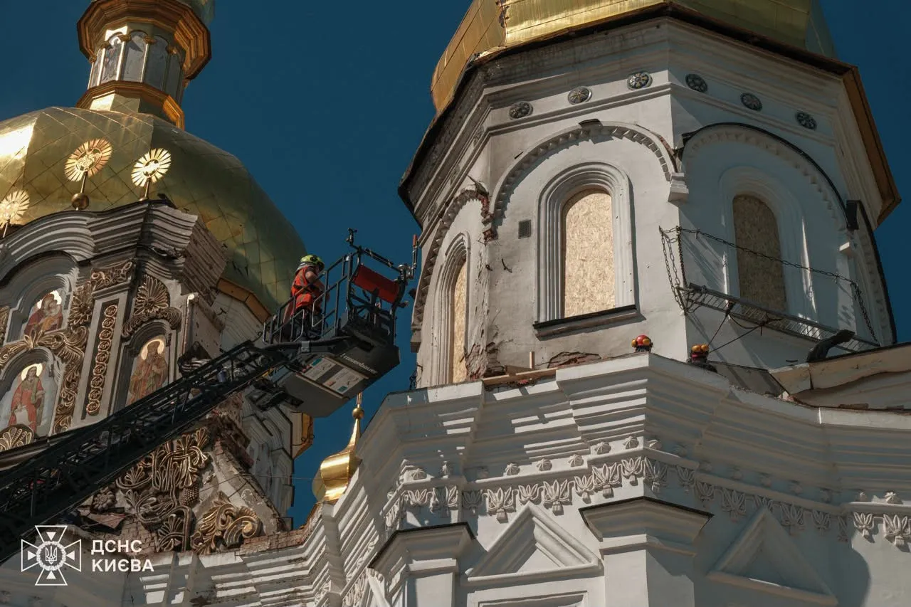 Успенський собор: Повертаємо життя після обстрілу (160 символів)