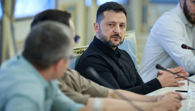 Президент: Росія не відмовилася від намірів наступу у напрямку Чернігівщини й КиївщиниПрезидент: Росія не відмовилася від наступу на Чернігівщину та Київщину.