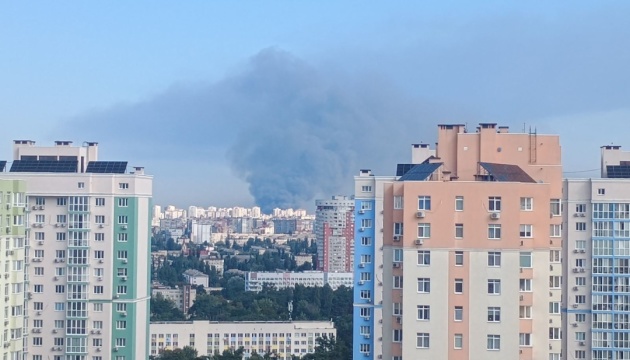 У п’яти населених пунктах Київщини зафіксували погіршення якості повітря після атак РФКиївщина: авіаудари РФ погіршують повітря у п'яти громадах.