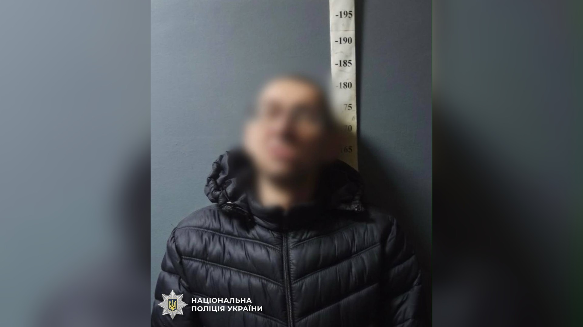 Киянин отримав 2 роки за погрозу підірвати гранату у будинку.