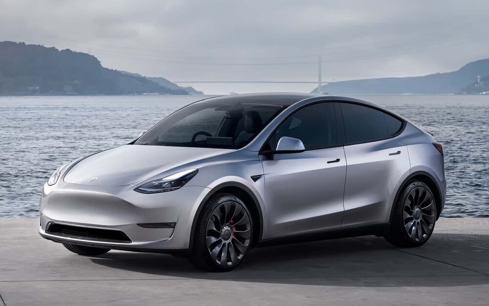 Model Y обрати